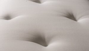 Alternative view of Kattemadrats Hemera läbitepitud porolooniga